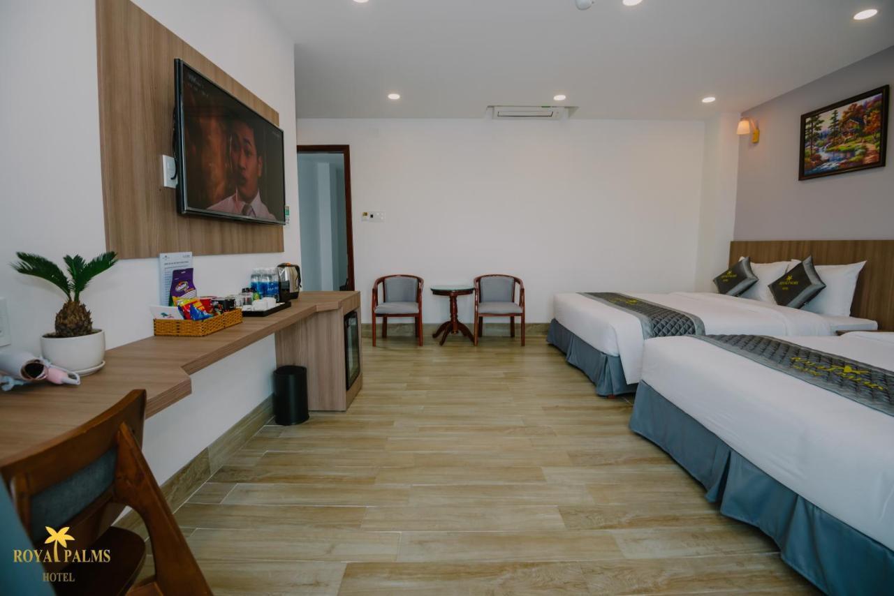 Royal Palms 2*