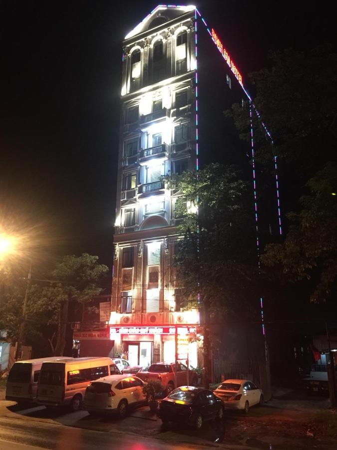 đinh Gia