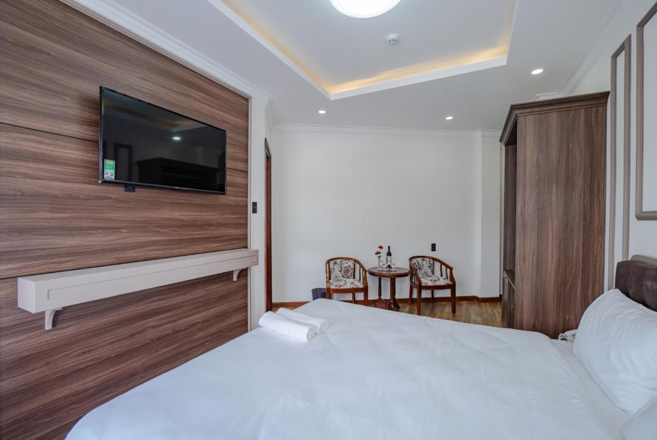 Win Hotel 2*