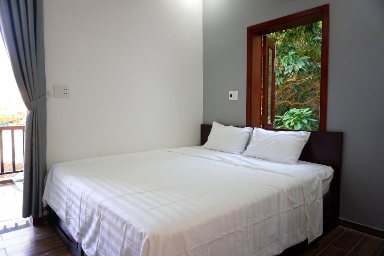 Monkey & Bar Tan Hiep (Quang Nam)