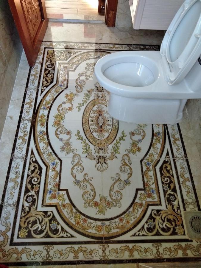 Money Fine - Khach San Vang Hotel