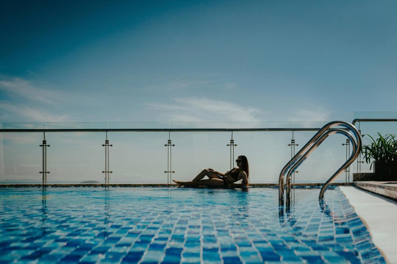 Navada Hotel 4*
