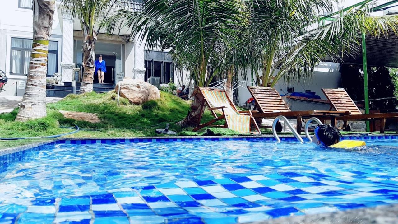 Hotel Tom Hum Palace 3*