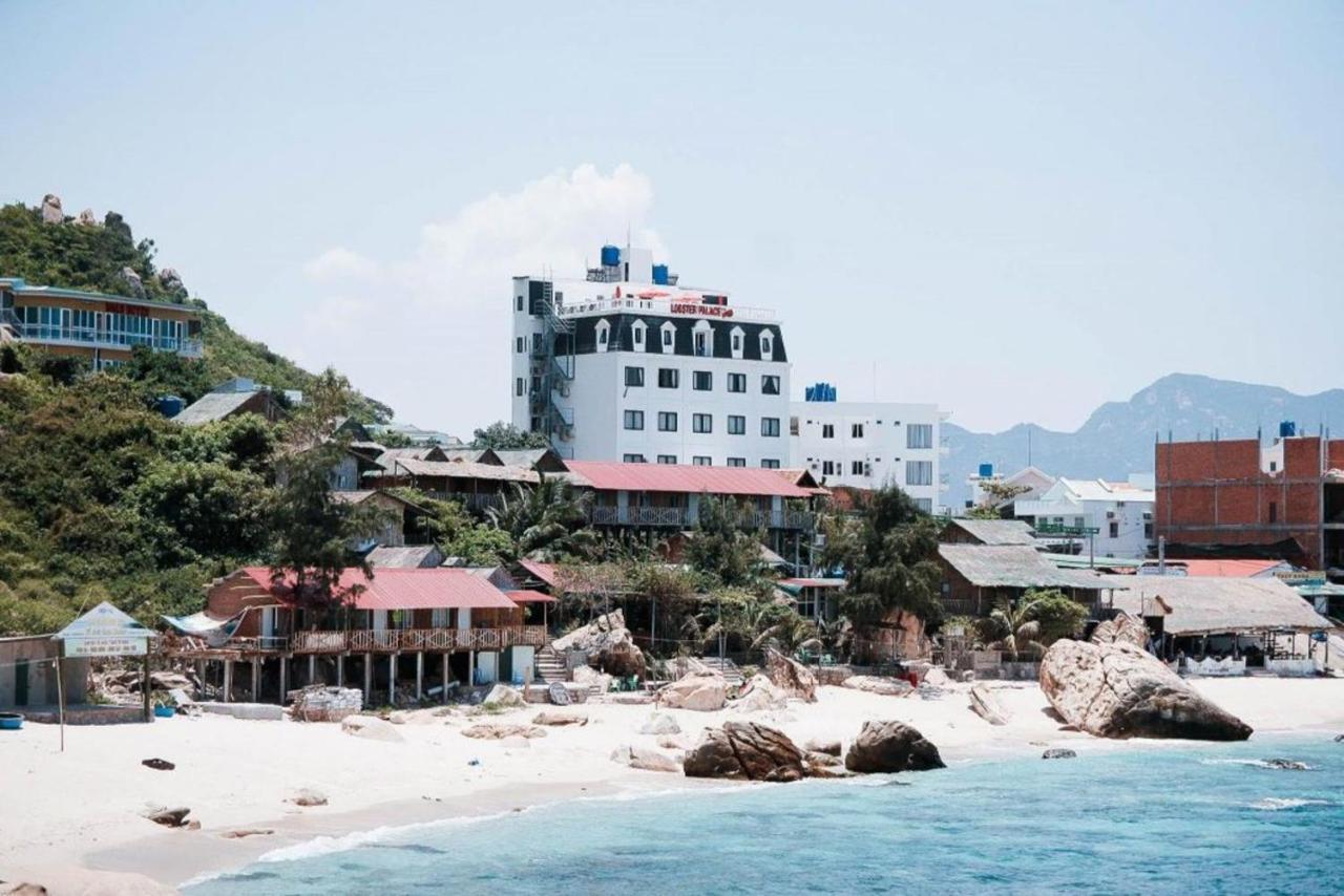 Tom Hum Palace Hotel 3*