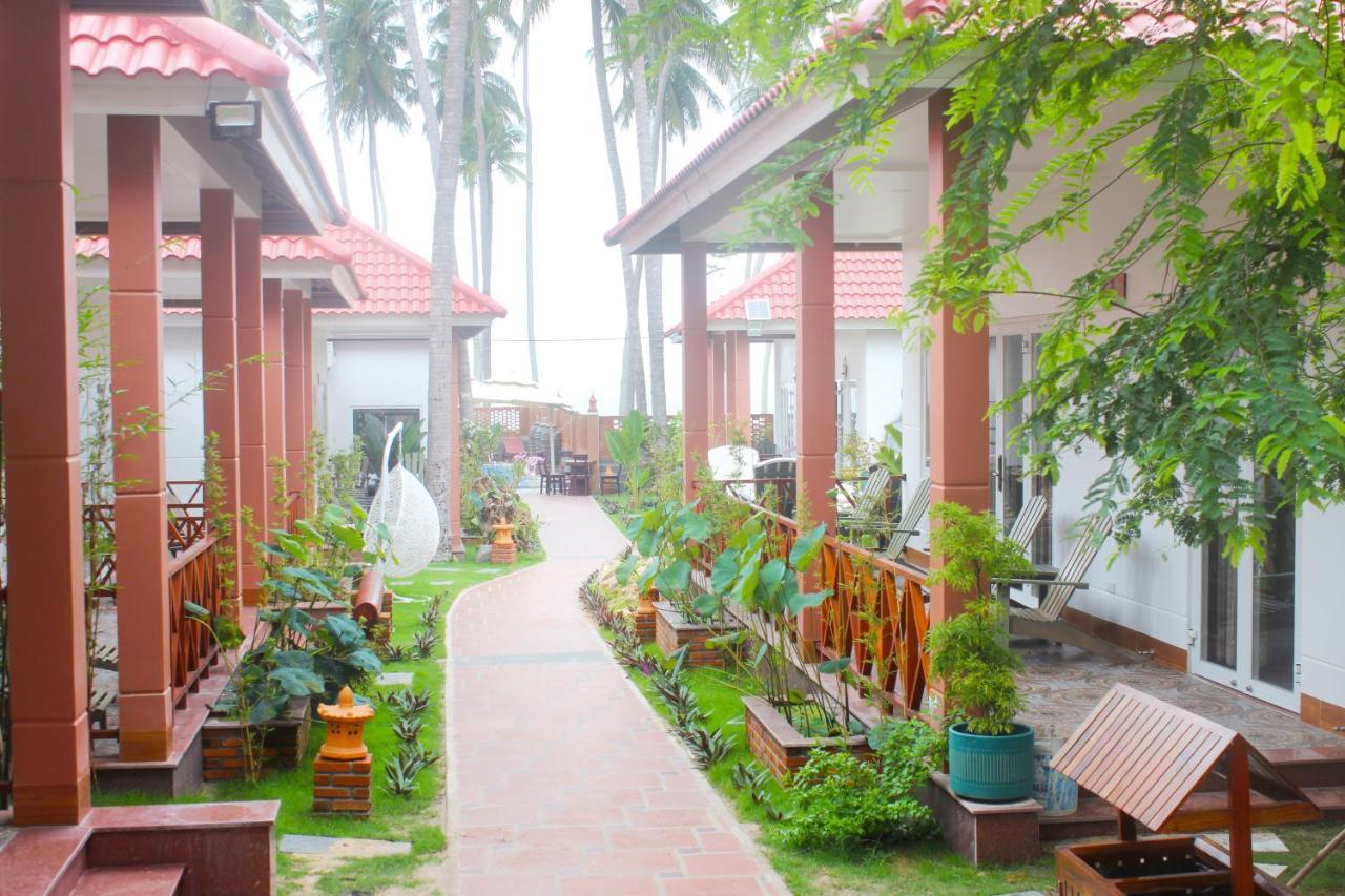 Lotus Garden Muine &