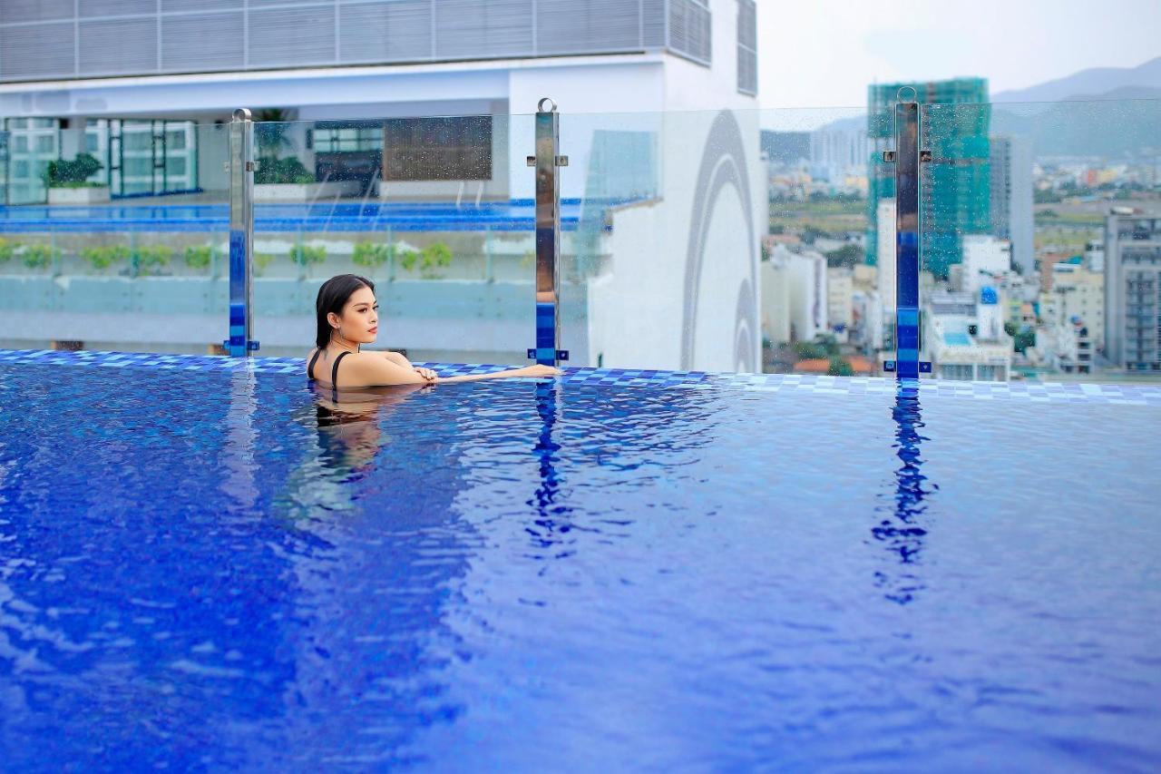 Seana Hotel 4*