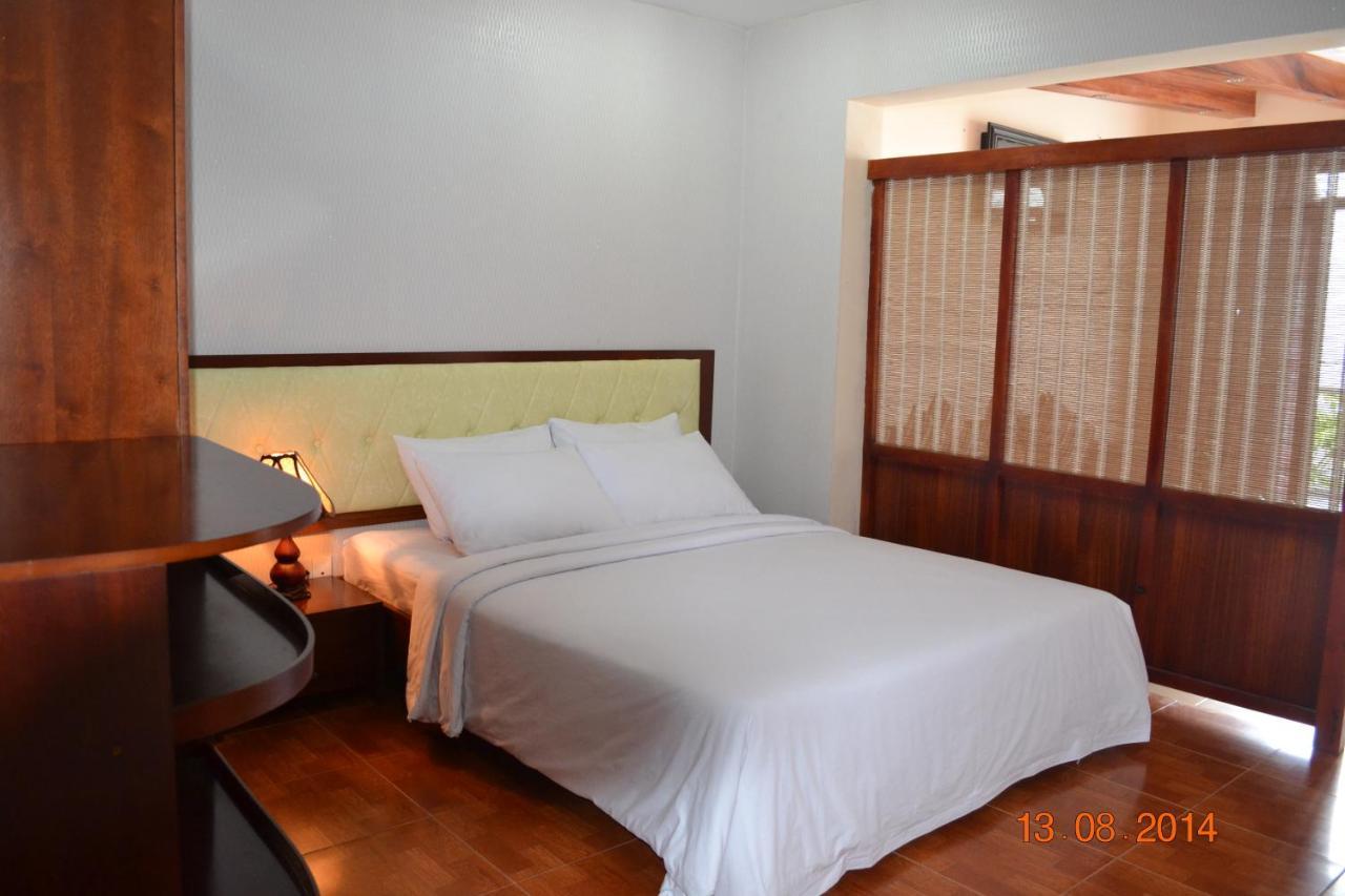 Ho Park Khach San -