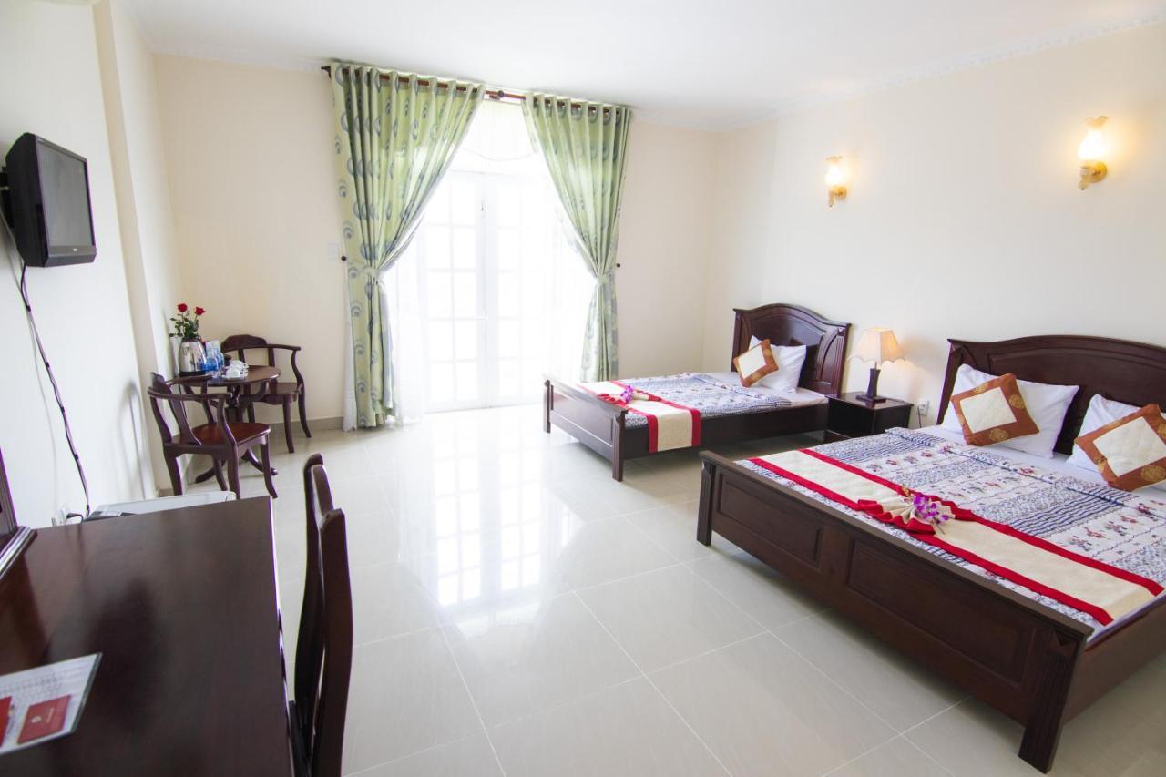 Minh Dam Hotel 3*