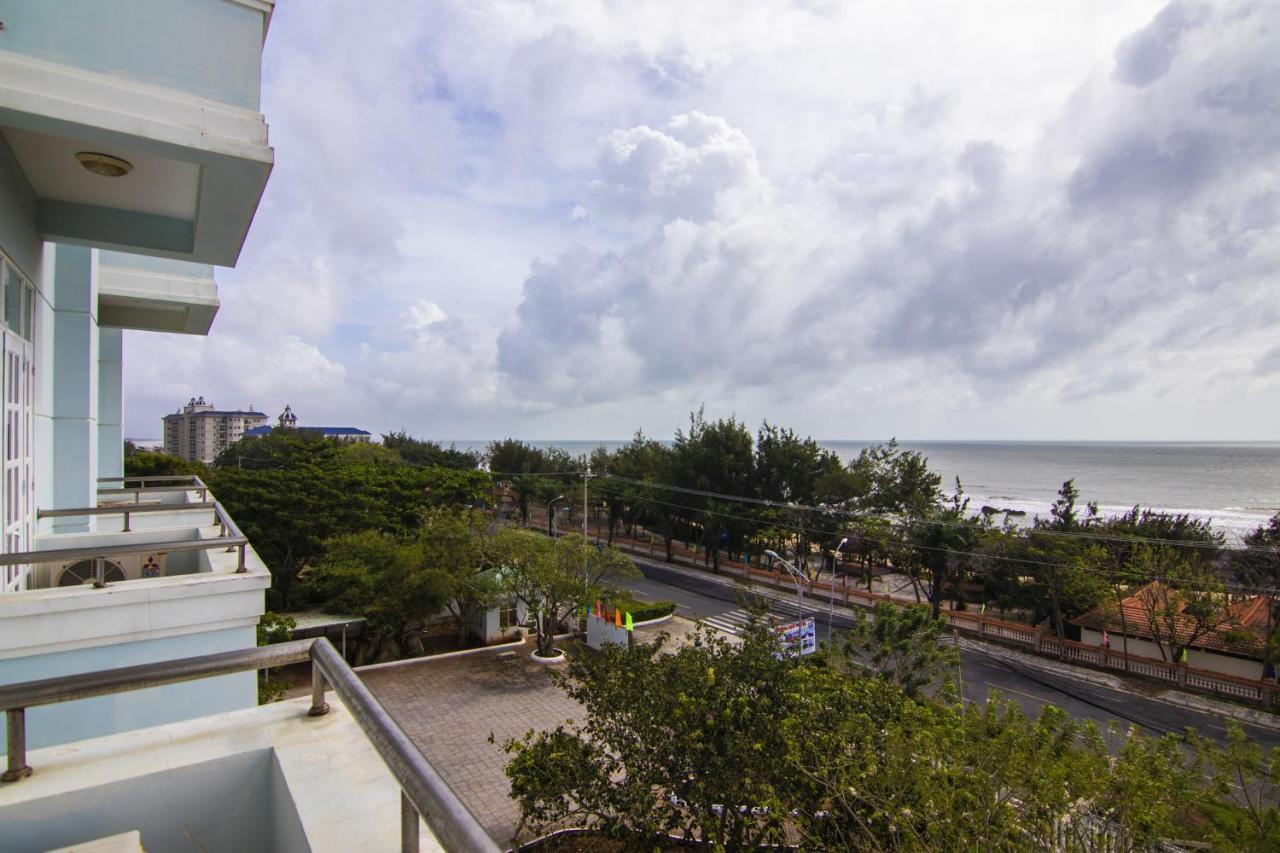Minh Dam Hotel 3*