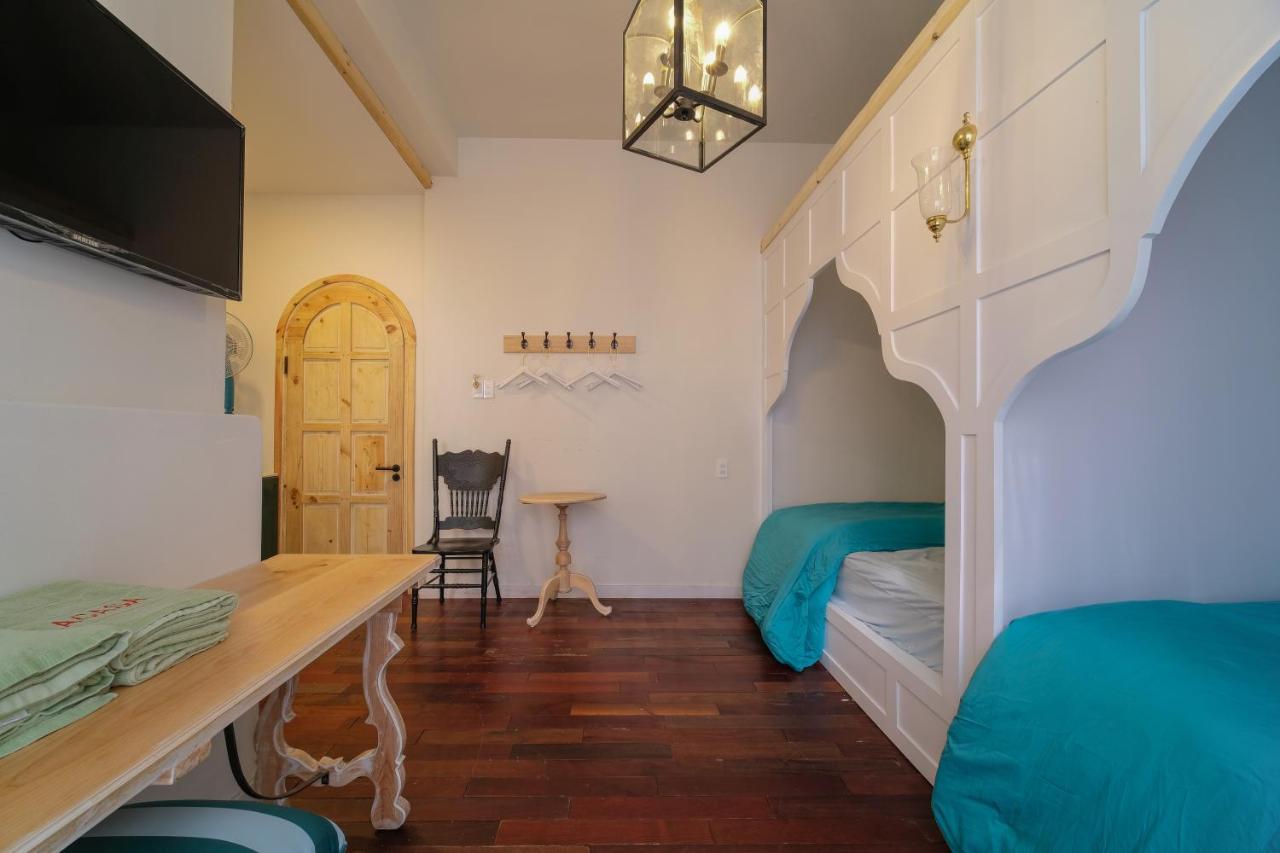 Lacasa Hotel 3*
