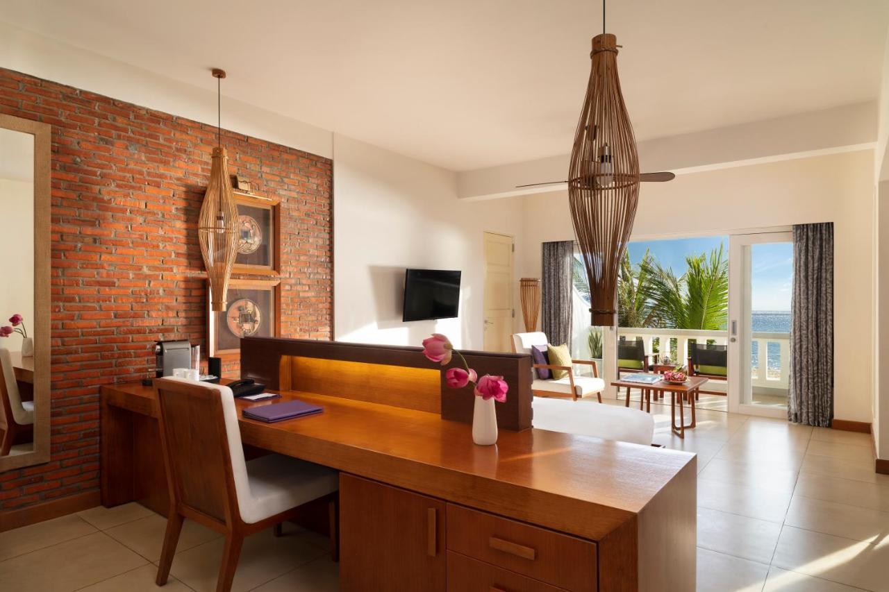 Resort Avani