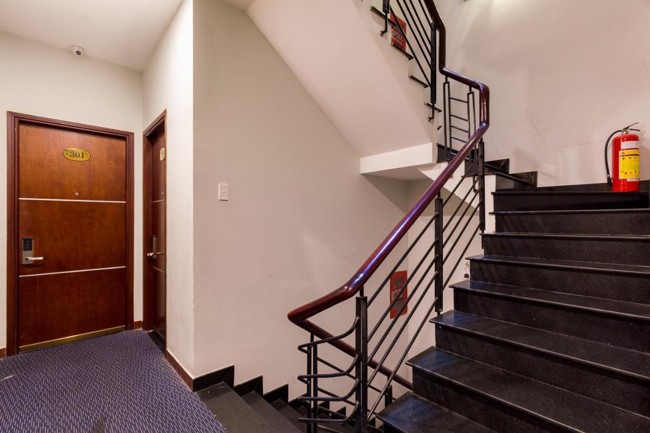 Hotel Oyo 1108 Iboss Ho Chi Minh City