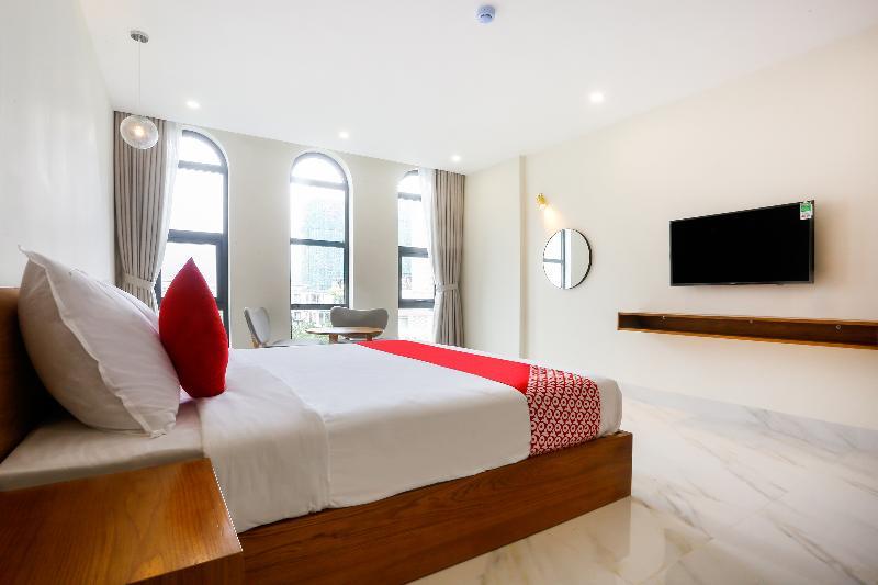 Hotel Maple &