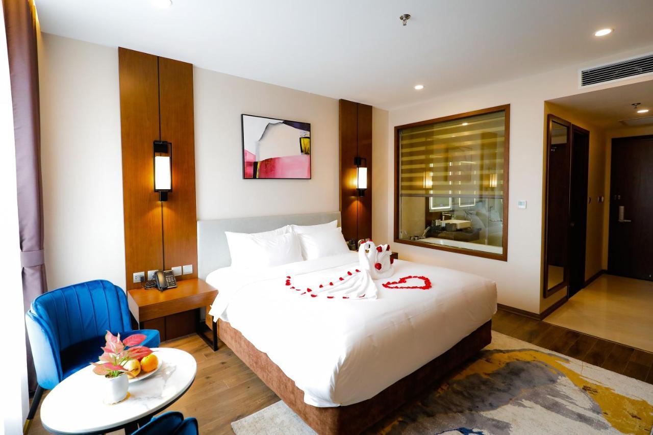 Hotel Grand Phoenix 5*
