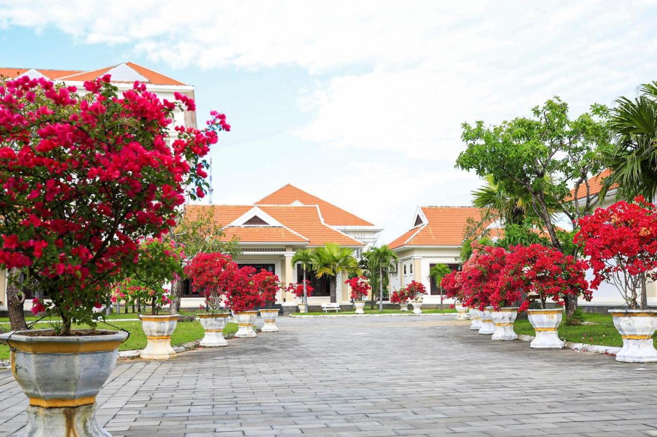 Hotel Ban Thach Riverside &