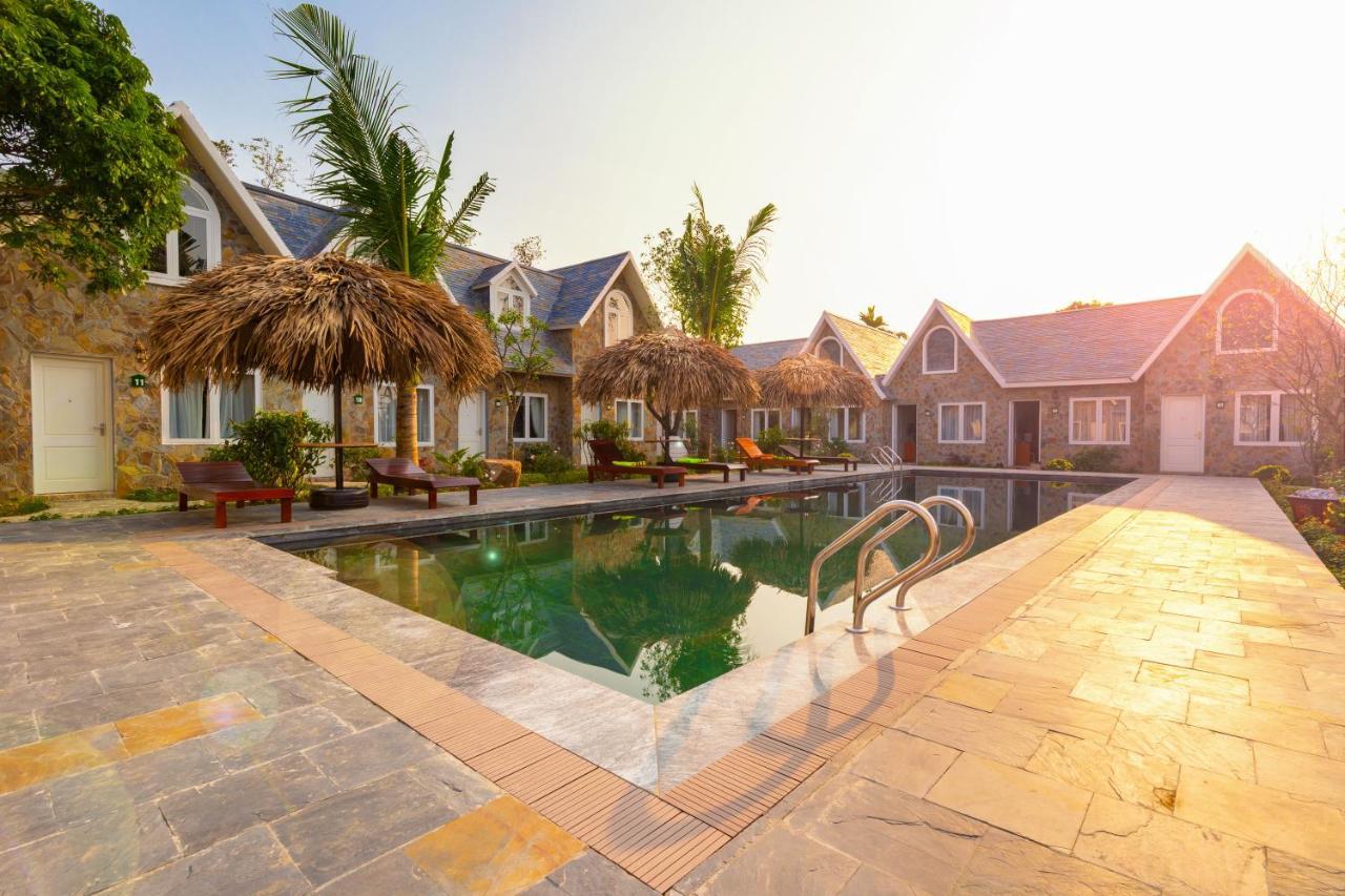 Resort Sona *
