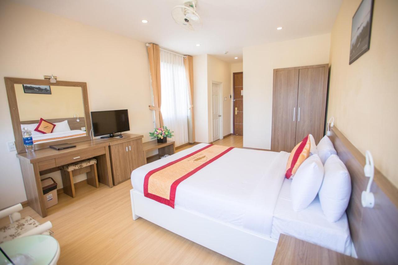 Dream Hotel 3*