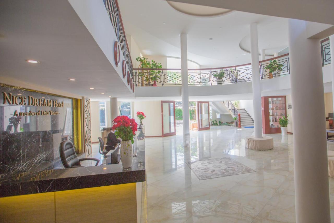 Dream Hotel
