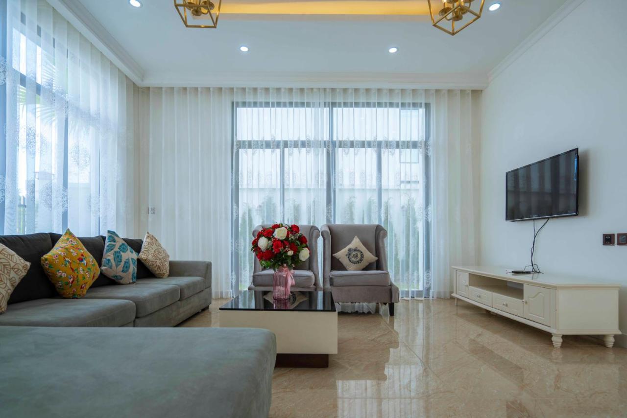 Idc White House Flc Golf & Villa Ha Long