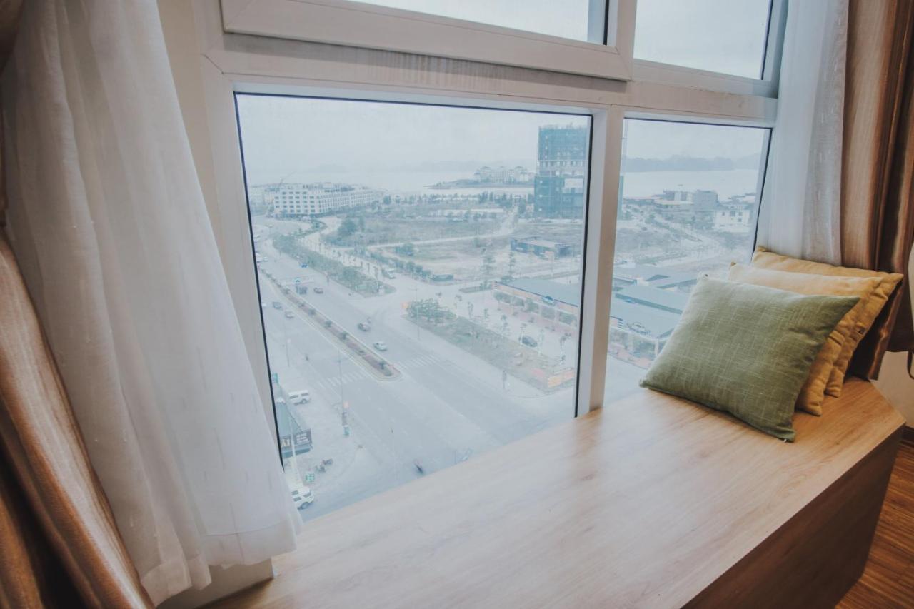 Bunhomestay ☆ Sea-view Bedroom 3br/apt☆netflix+pool☆near Harbour Apartment Ha Long