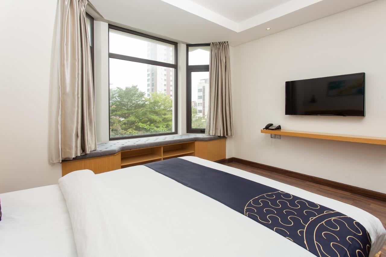 Capital O 781 Brilliant Majestic Hotel