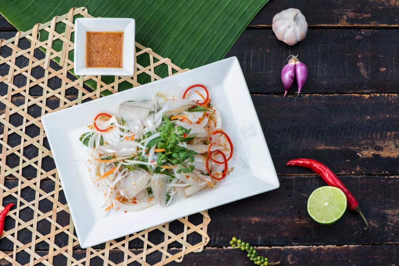 Escalade Experience 3* Cam Ranh