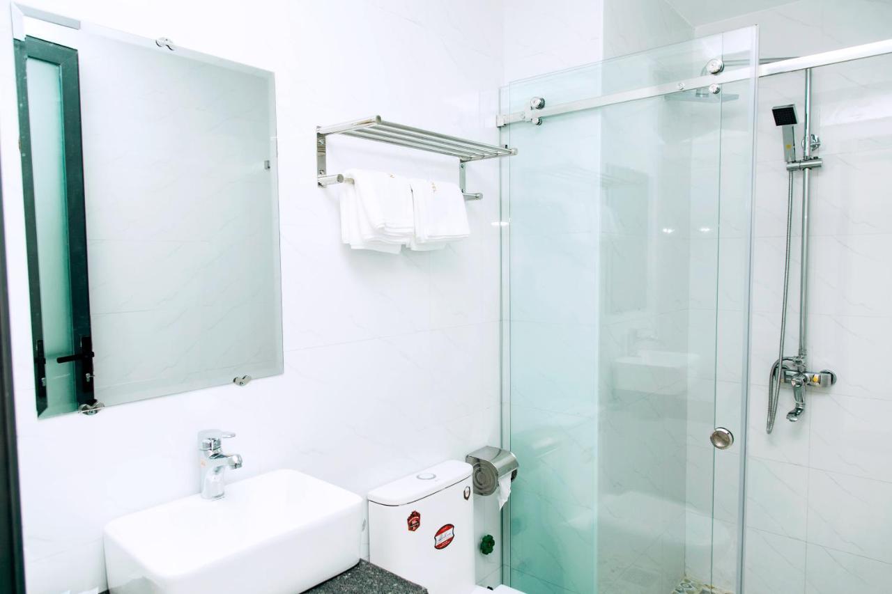 Khach San Misa Hotel