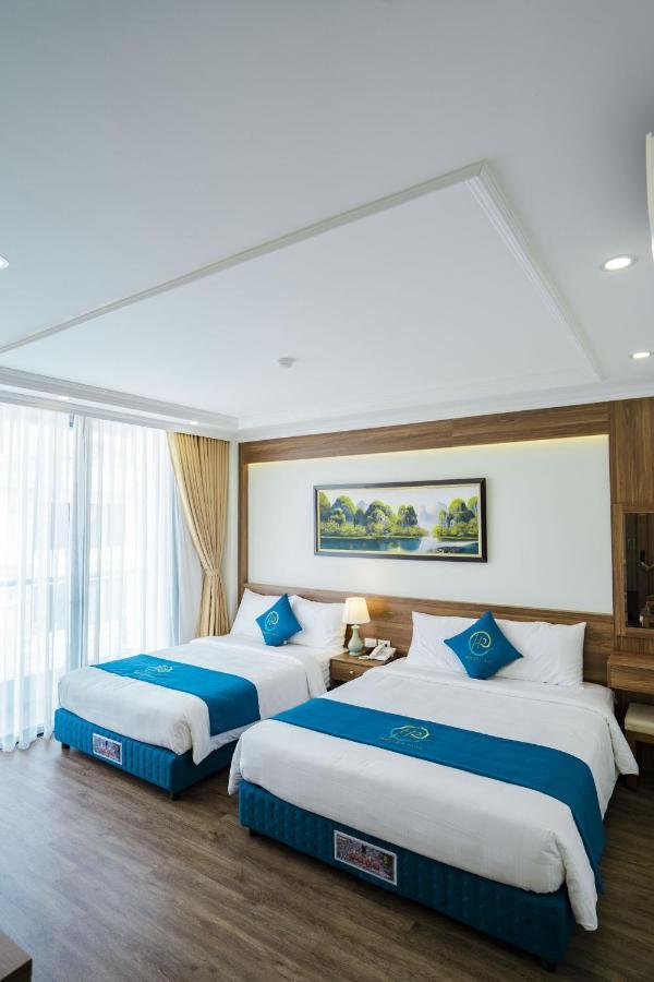 Hotel Khach San Hercury Flc