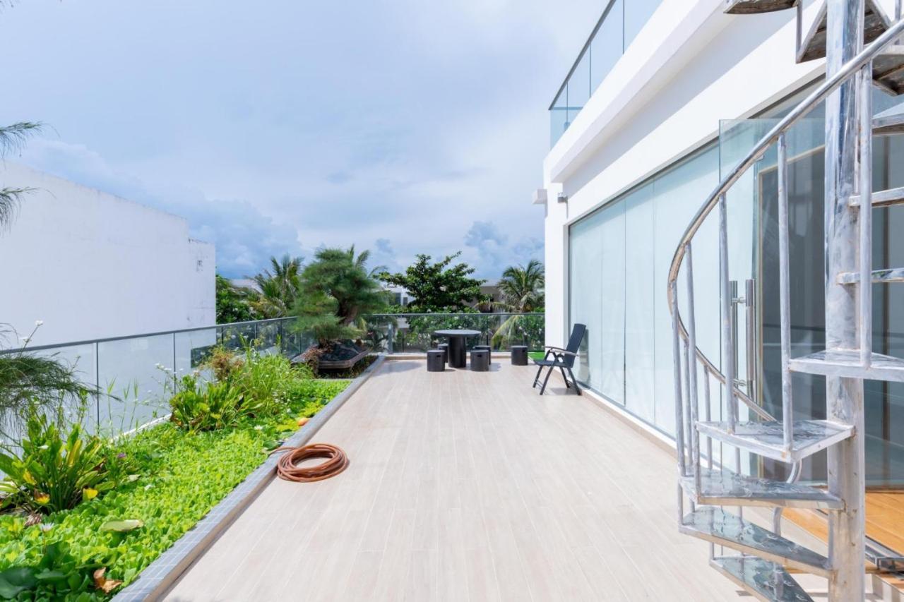 Aria Resort, The Sea By 10m,bien Va Ho Boi Rieng