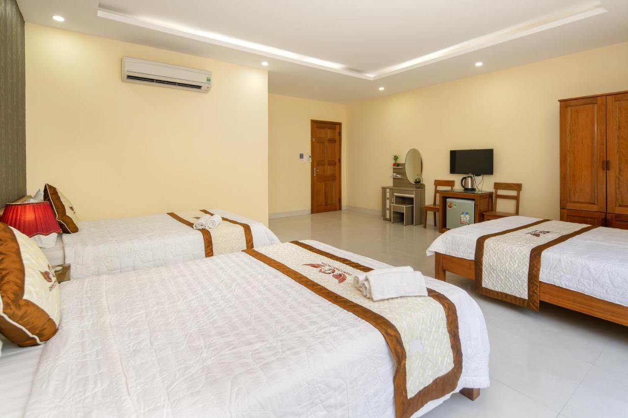 Hotel Khach San Dam Phuc *