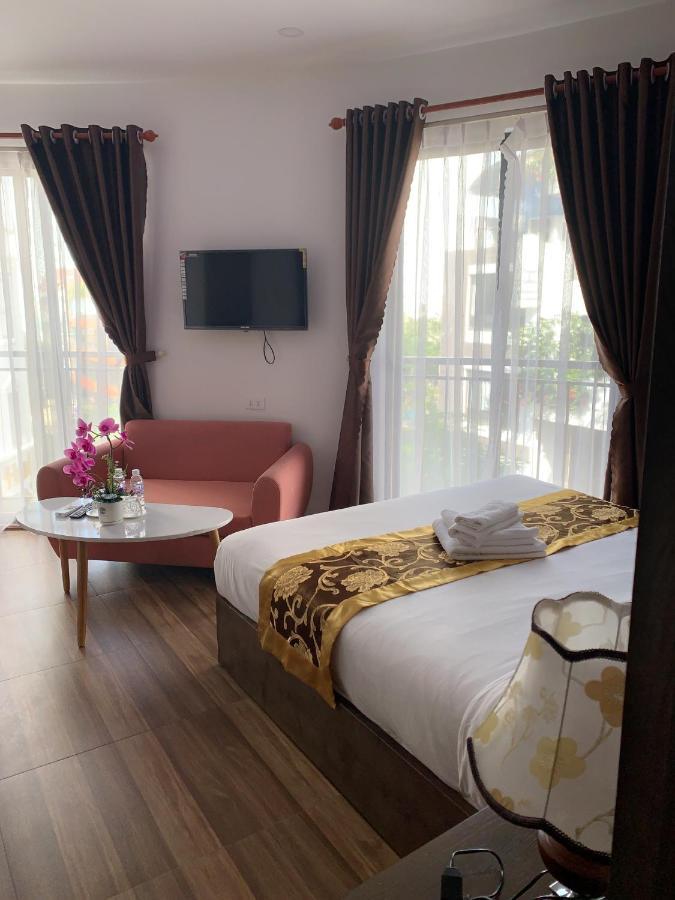 Majestic Luxury Khách sạn
