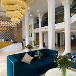 Ngoc Lan Ha Long Hotel