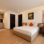 Emily Hotel & Apartment