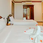 Sun And Sea Leisure Hotel