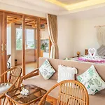 Naomi Resort
