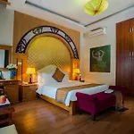 Vong Xua Boutique Hotel