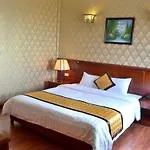 Crown Hotel