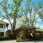 Famiana Green Villa