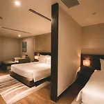 Khách sạn Malibu