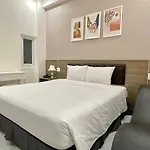 Amora Hotel & Apartment