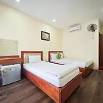 Quan Quan Hotel