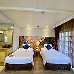 L\'Azure Resort and Spa