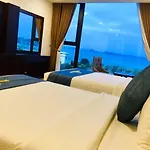 Golden Palm Halong Hotel