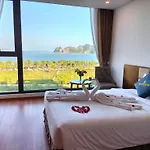 Golden Palm Halong Hotel