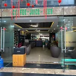 Amis Hotel & Apartment - 50M To My Khe Beach