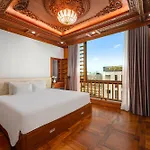 Monalisa Luxury Hotel