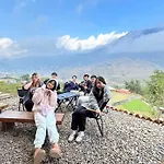 Ap Retreat - Ta Van\'S Heel