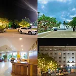 My Khe 2 Da Nang Seafront Hotel