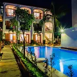 Bien Xanh Hotel