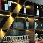Vian Hotel And Spa Danang